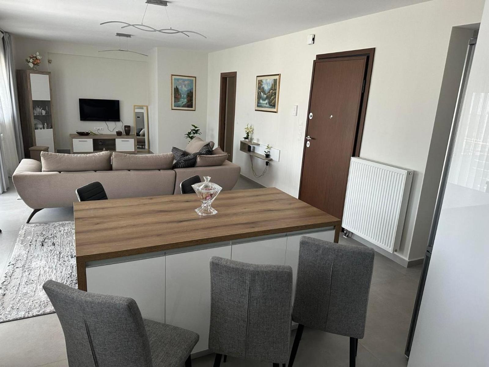 Poly'S Home 2 Ioannina Exterior photo